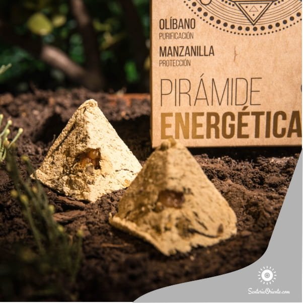 PIRAMIDE ENERGETICA X4 (MANZANILLA OLIBANO)